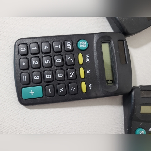 🕳️ 5 Calculators - Picture 2 of 4